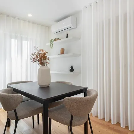 Lägenhet Guestready - Tranquil Haven In The Centre Oporto
